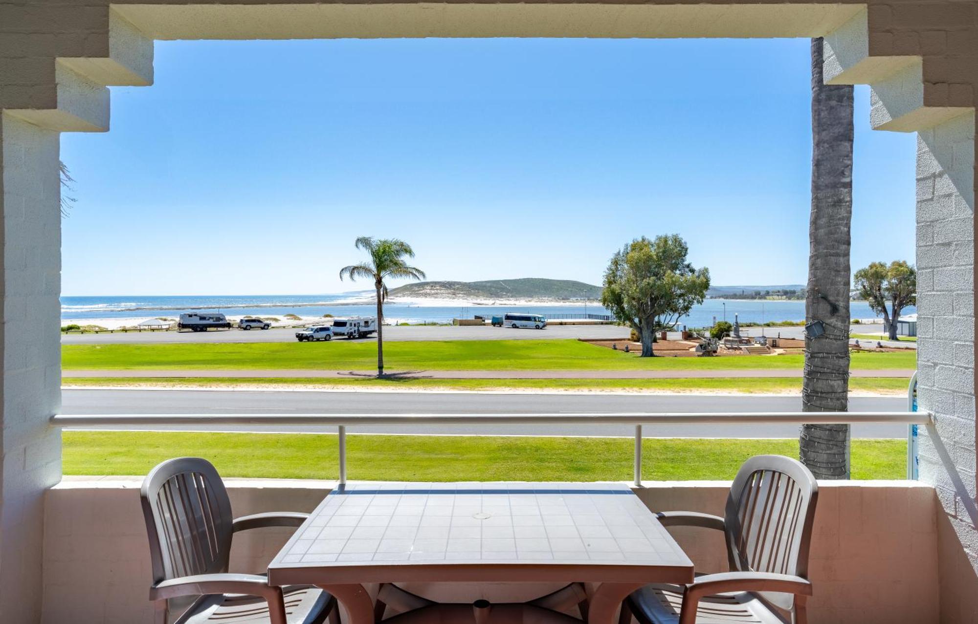 Kalbarri Murchison View Apartments Экстерьер фото